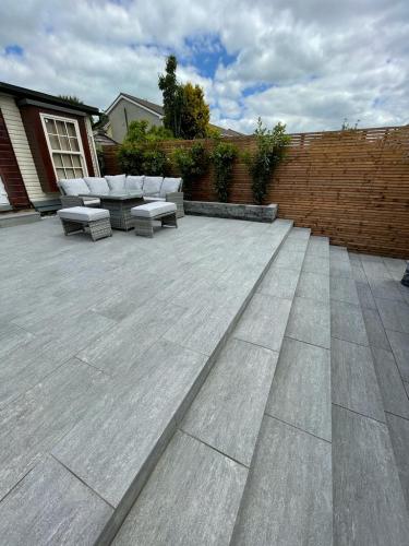Vals-Silver-Porcelain-Installed-By-Agora-Outdoor-Solutions 