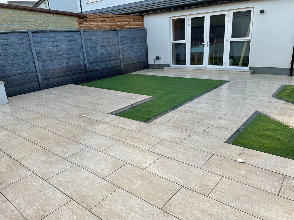 Natural Stone Yard Patio Paving Specialists Ireland