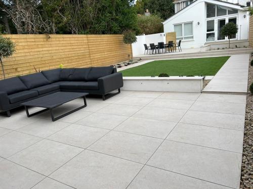 Portland Ice Porcelain Installed By Garden Views